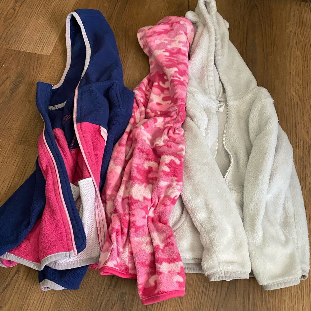 3 Fuzzy Hoodies 3T